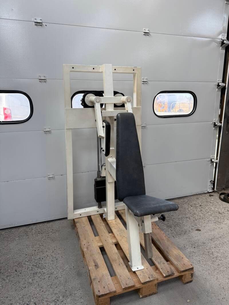 Gym 80 Side raise/ Schouder machine/ Side delts