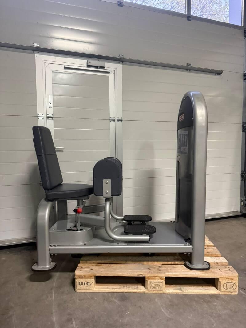Star Trac Abducor/ Adductor 2 in 1 machine/ Inner/ Outer