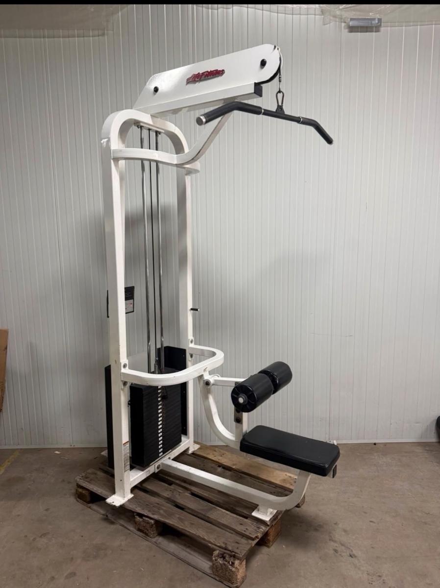 Life fitness pro 1 lat pulldown / pulley