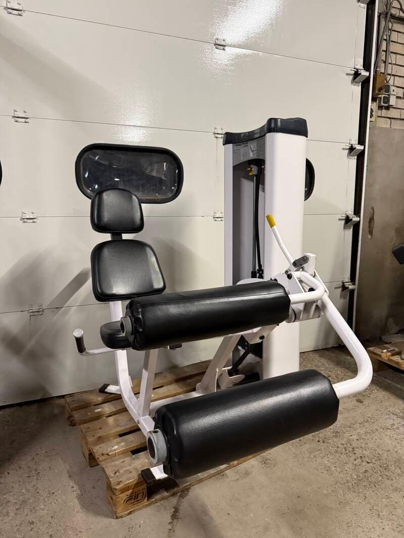 Nautilus Beinbeuger/ seated leg curl/ legcurl/ Studio Line